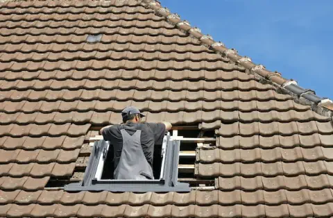 Pose de velux - Neuville-sur-Sarthe